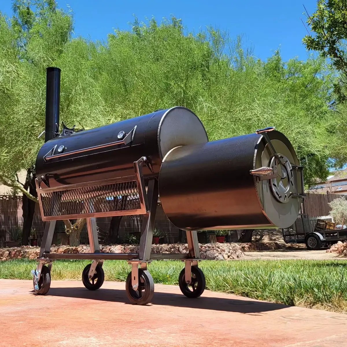 Bbq smoker pit for backyard